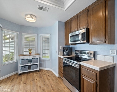 14 Aldergrove - Photo Thumbnail 7