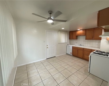8644 Watson Street - Photo Thumbnail 13