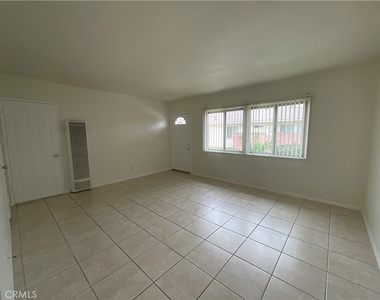 8644 Watson Street - Photo Thumbnail 8