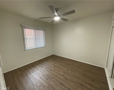 8644 Watson Street - Photo Thumbnail 27