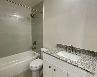 201 Joliet Avenue - Photo Thumbnail 19