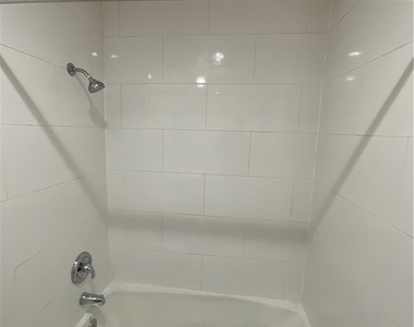 201 Joliet Avenue - Photo Thumbnail 27