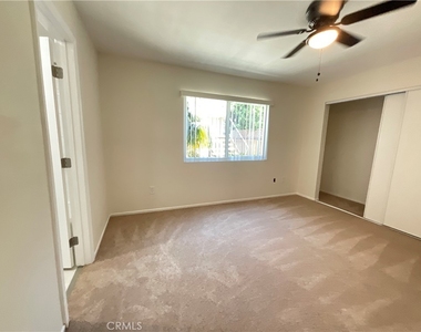 201 Joliet Avenue - Photo Thumbnail 20