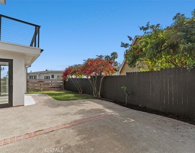 28851 Shady Place - Photo Thumbnail 26