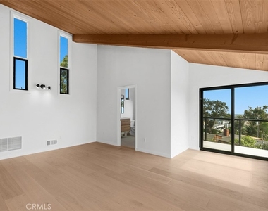 28851 Shady Place - Photo Thumbnail 17