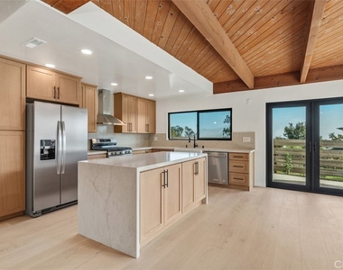 28851 Shady Place - Photo Thumbnail 1