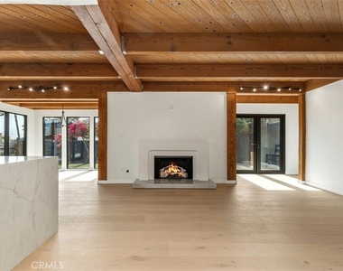 28851 Shady Place - Photo Thumbnail 5