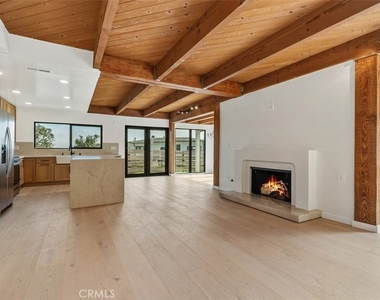 28851 Shady Place - Photo Thumbnail 2