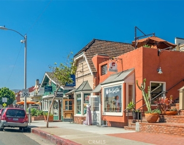 28851 Shady Place - Photo Thumbnail 45