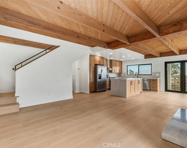 28851 Shady Place - Photo Thumbnail 15