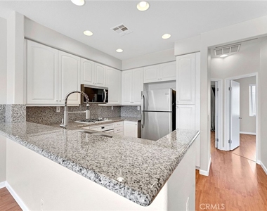 28476 Porsena - Photo Thumbnail 12