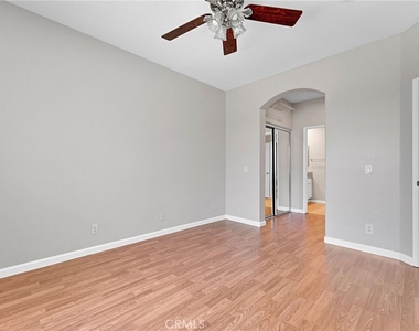 28476 Porsena - Photo Thumbnail 18