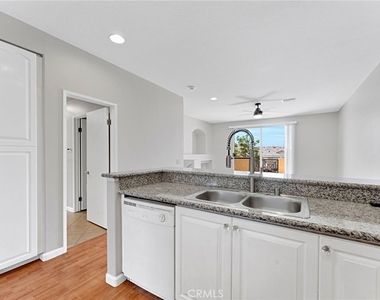 28476 Porsena - Photo Thumbnail 14
