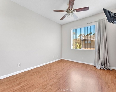 28476 Porsena - Photo Thumbnail 15