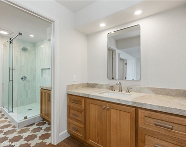 24512 Alta Vista Dr - Photo Thumbnail 9
