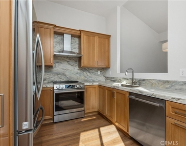 24512 Alta Vista Dr - Photo Thumbnail 21