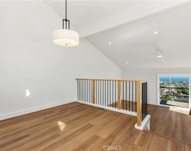 24512 Alta Vista Dr - Photo Thumbnail 17