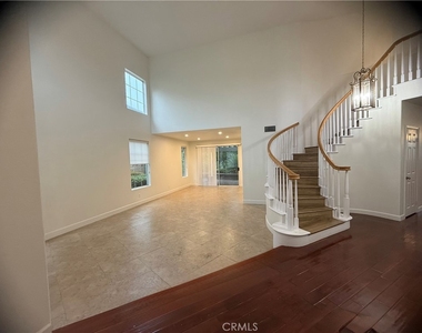 5830 E Lavender Court - Photo Thumbnail 2