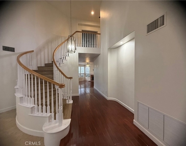 5830 E Lavender Court - Photo Thumbnail 4