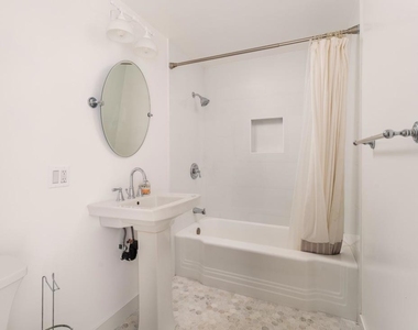 461 Hidden Pines Ln - Photo Thumbnail 17