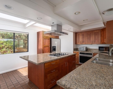 461 Hidden Pines Ln - Photo Thumbnail 19