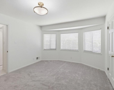 3 Kennedy Place - Photo Thumbnail 7