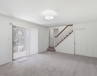 3 Kennedy Place - Photo Thumbnail 32