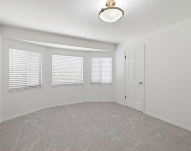 3 Kennedy Place - Photo Thumbnail 37