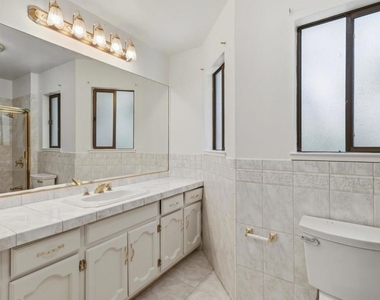 3 Kennedy Place - Photo Thumbnail 23