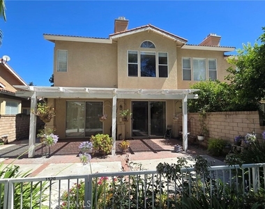 1520 Upland Hills S - Photo Thumbnail 30