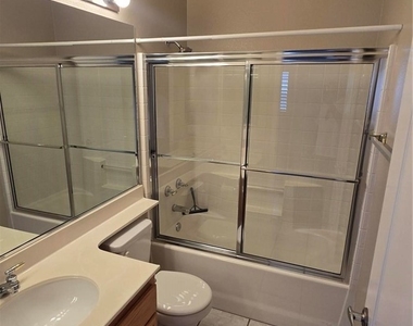 1520 Upland Hills S - Photo Thumbnail 27