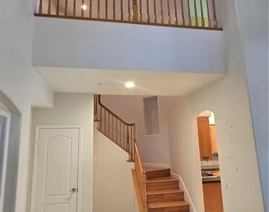 1520 Upland Hills S - Photo Thumbnail 1