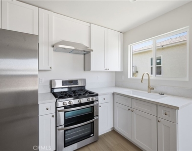 2032 88th Street - Photo Thumbnail 5