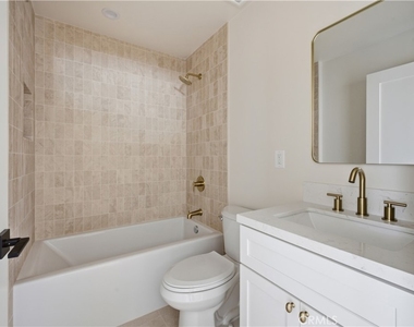 2032 88th Street - Photo Thumbnail 14