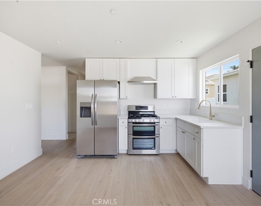 2032 88th Street - Photo Thumbnail 3