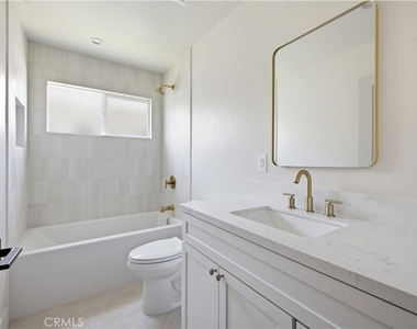 2032 88th Street - Photo Thumbnail 11