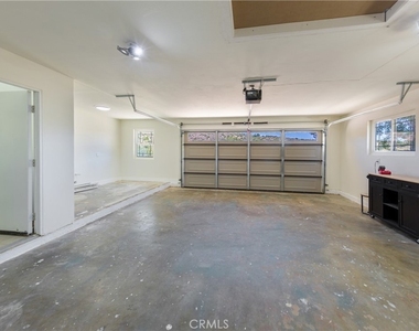 6401 Hubbard - Photo Thumbnail 16