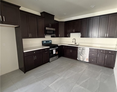 774 -1 S Acacia Avenue - Photo Thumbnail 2