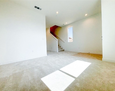 11706 Arkansas Street - Photo Thumbnail 12