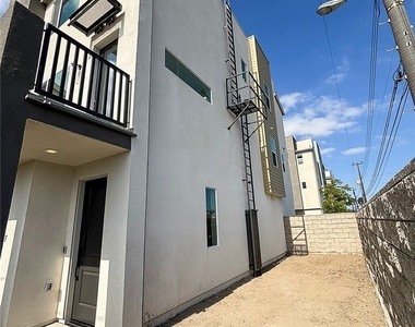 11706 Arkansas Street - Photo Thumbnail 23