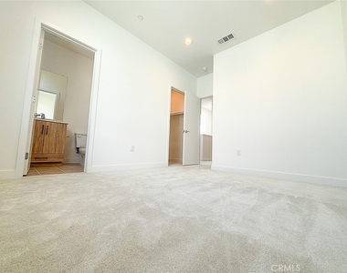 11706 Arkansas Street - Photo Thumbnail 21