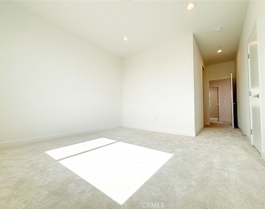 11706 Arkansas Street - Photo Thumbnail 16