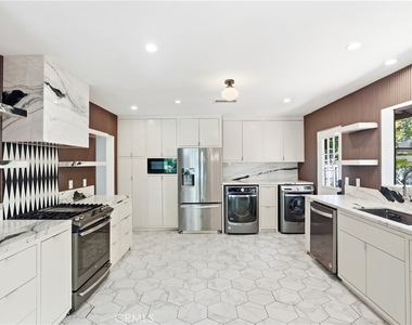 5650 Maynard - Photo Thumbnail 11