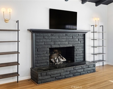 5650 Maynard - Photo Thumbnail 9