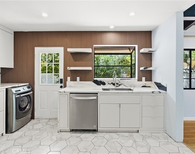 5650 Maynard - Photo Thumbnail 16
