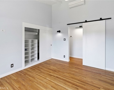 5650 Maynard - Photo Thumbnail 32