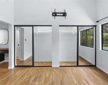 5650 Maynard - Photo Thumbnail 21