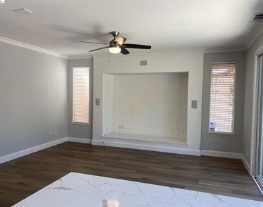 1417 Solana Dr - Photo Thumbnail 10