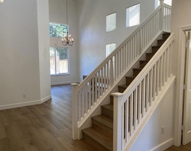 1417 Solana Dr - Photo Thumbnail 5