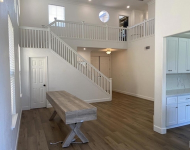 1417 Solana Dr - Photo Thumbnail 1